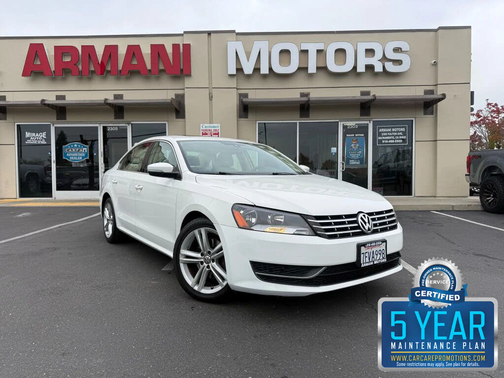 2014 Volkswagen Passat TDI SE with Sunroof