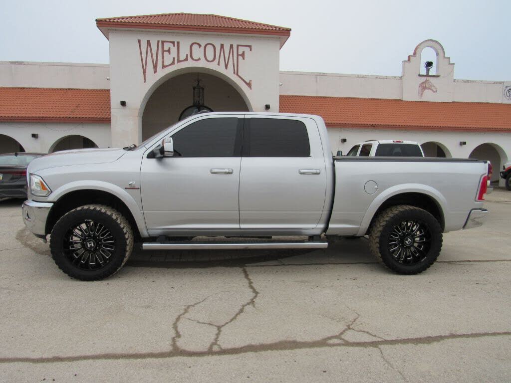 2018 RAM 2500 Laramie Crew Cab 4WD