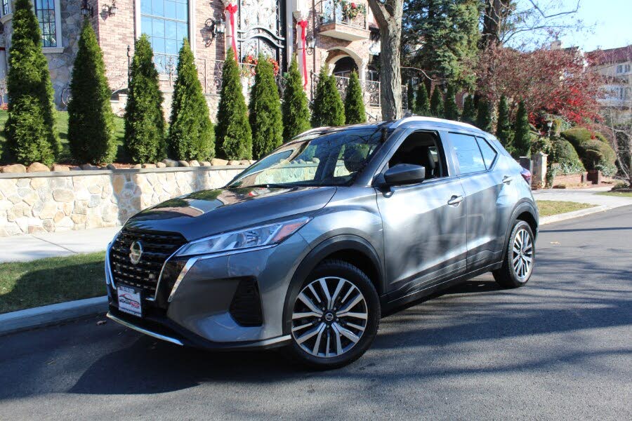 2021 Nissan Kicks SV FWD
