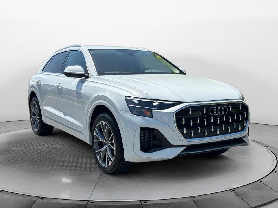 2025 Audi Q8 quattro Premium 55 TFSI