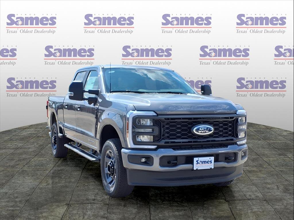 2025 Ford F-250 Super Duty XL Crew Cab 4WD