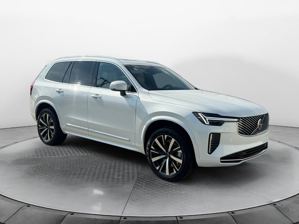 2026 Volvo XC90 B5 Core AWD