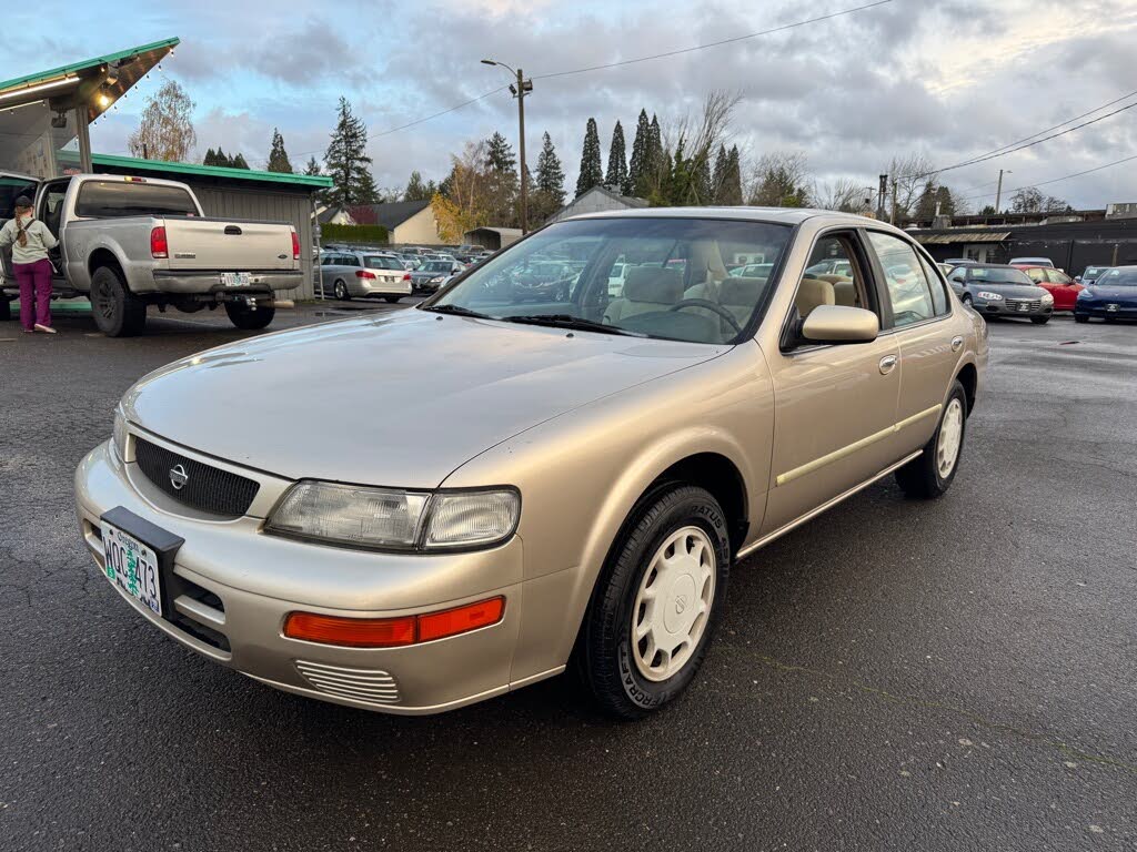 1995 Nissan Maxima GLE