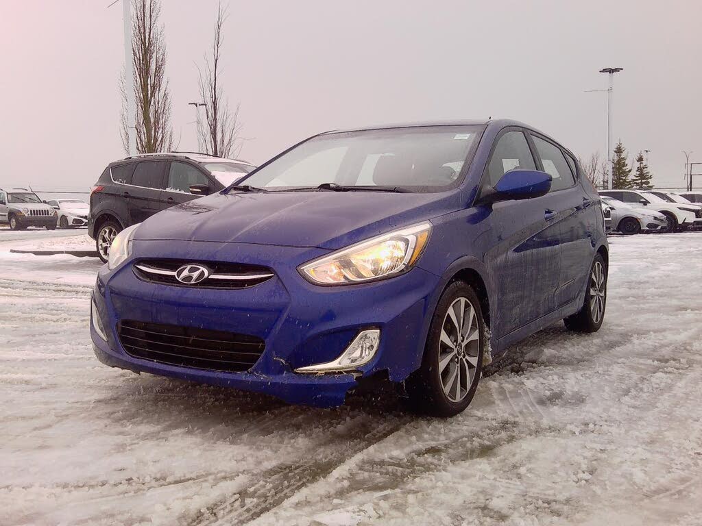 2017 Hyundai Accent SE 4-Door Hatchback FWD