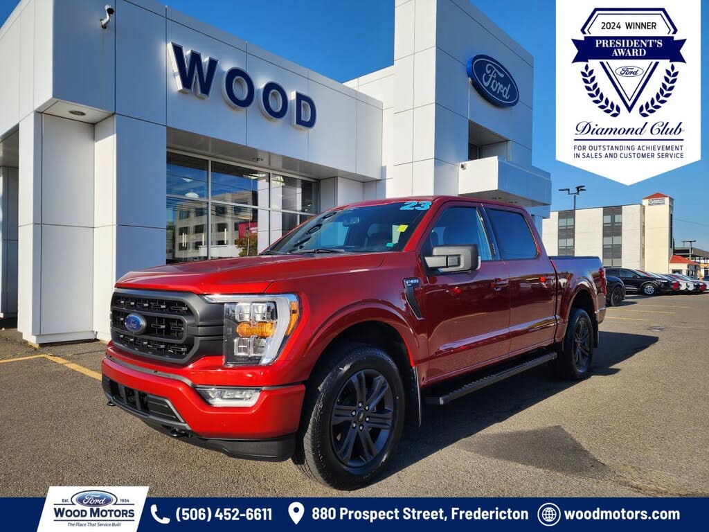 Ford F-150 XLT SuperCrew 4WD 2023