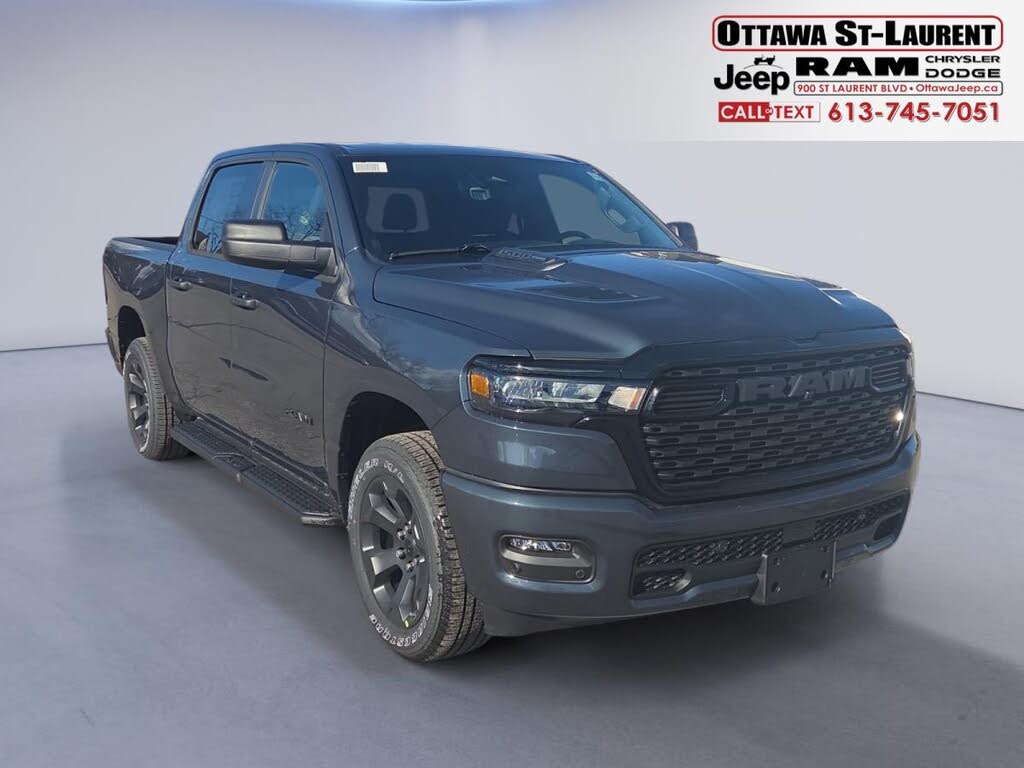 2025 RAM 1500 Express Crew Cab 4WD