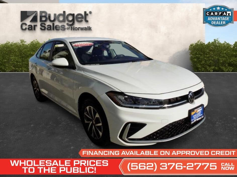 2025 Volkswagen Jetta SE FWD