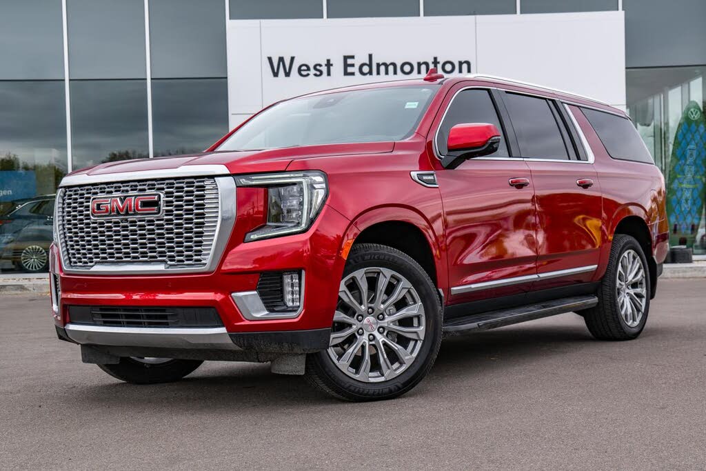 GMC Yukon XL Denali 4WD 2024