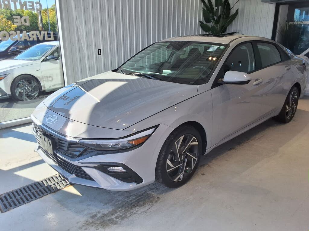2024 Hyundai Elantra Preferred FWD