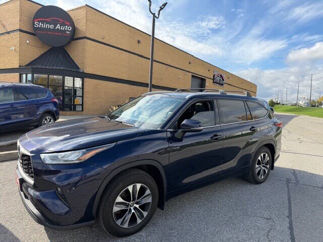 2022 Toyota Highlander XLE AWD