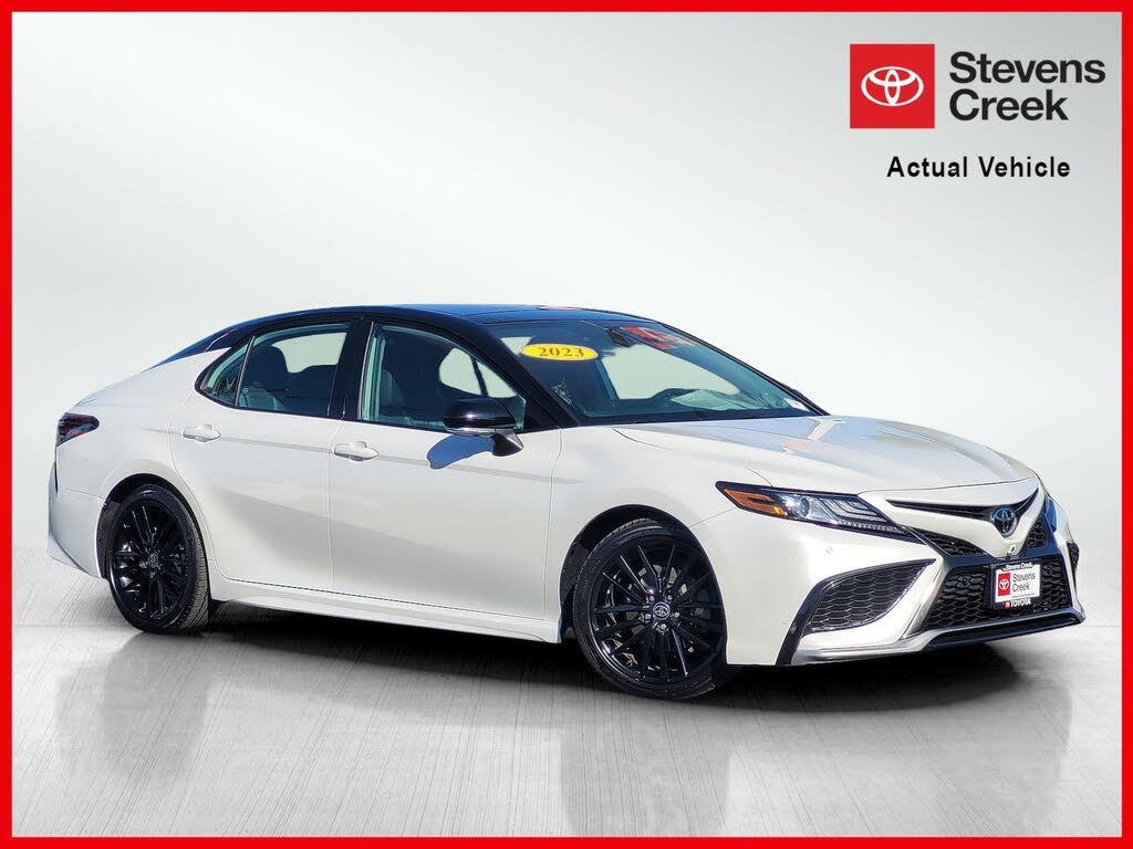 2023 Toyota Camry XSE V6 FWD