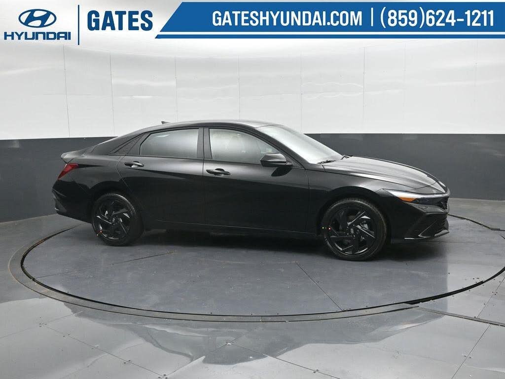 2026 Hyundai Elantra SEL Sport FWD