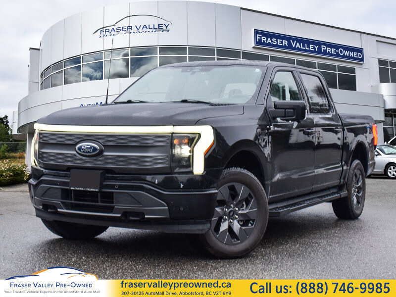 2022 Ford F-150 Lightning Lariat SuperCrew AWD