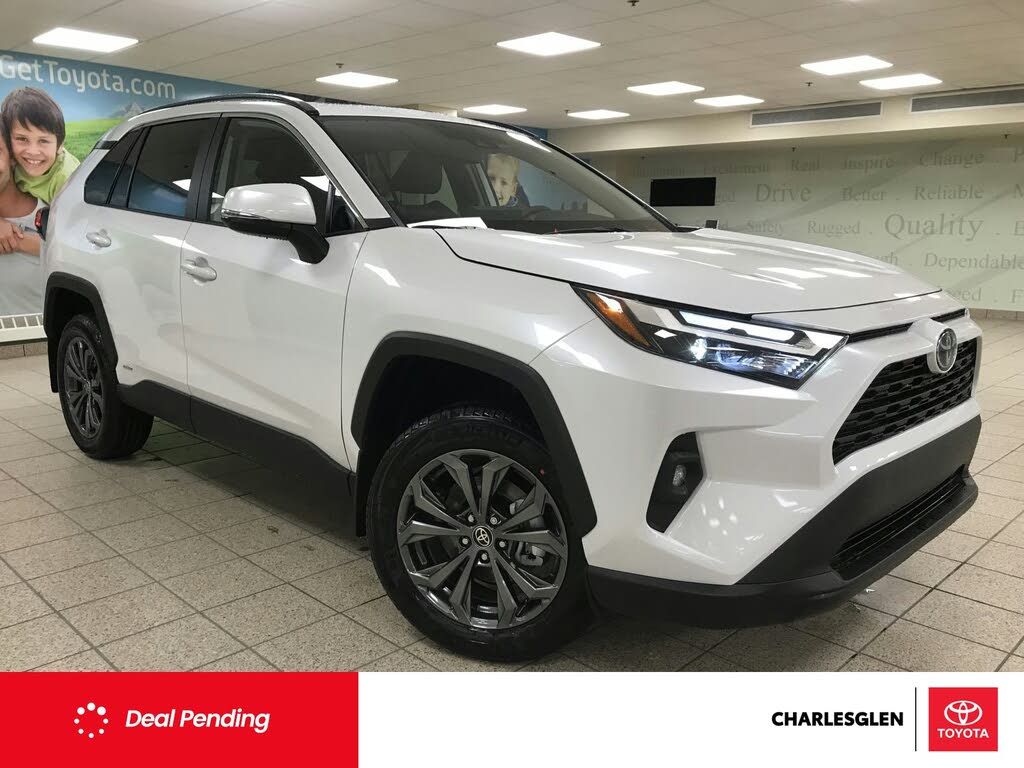 2025 Toyota RAV4 Hybrid XLE AWD