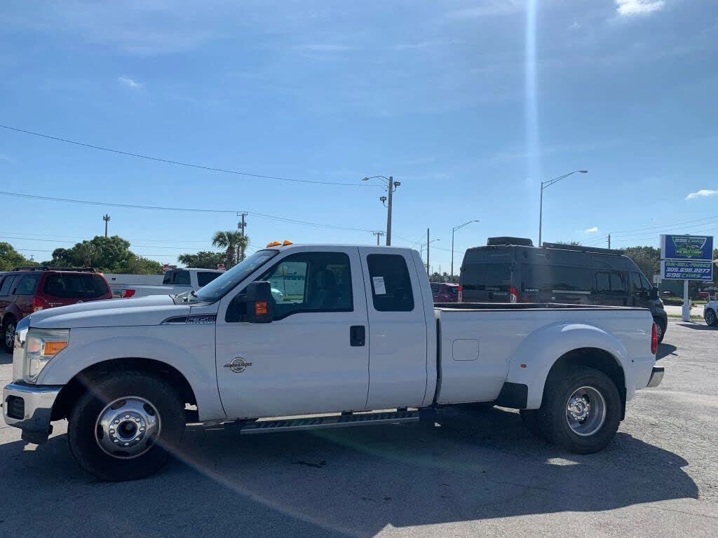 2013 Ford F-350 Super Duty XLT SuperCab LB DRW