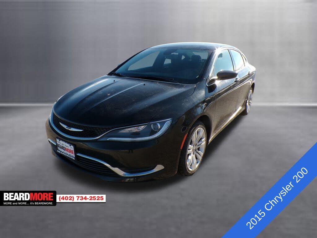 2015 Chrysler 200 Limited Sedan FWD