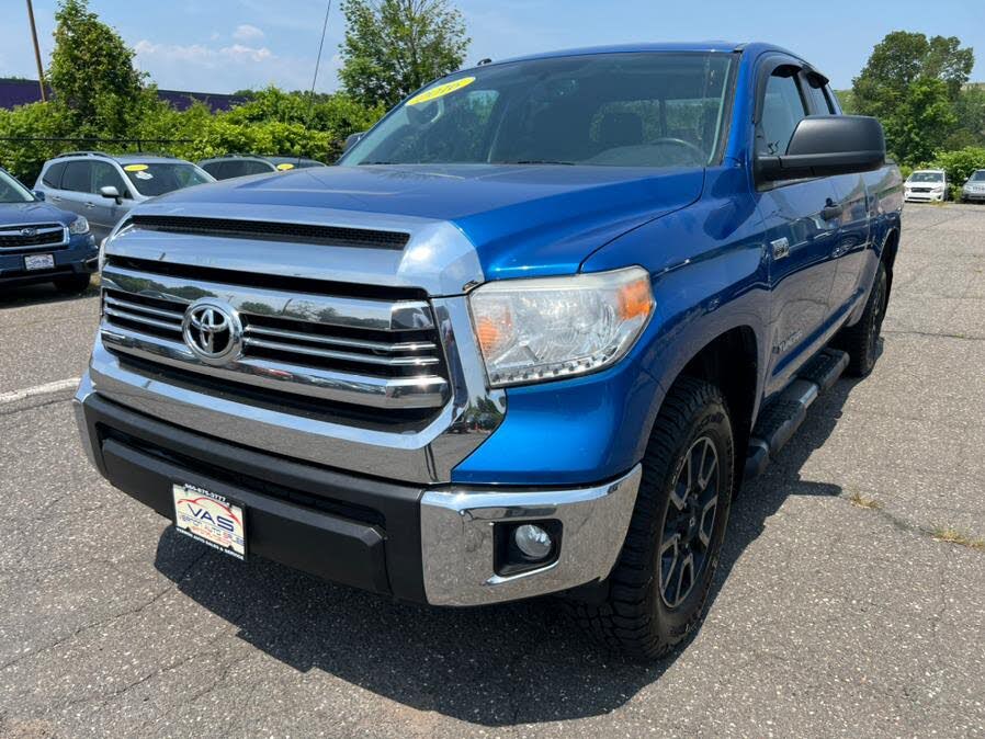 2016 Toyota Tundra SR Double Cab 5.7L 4WD