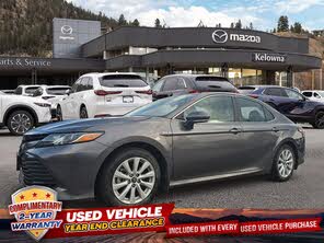 Toyota Camry Hybrid LE FWD