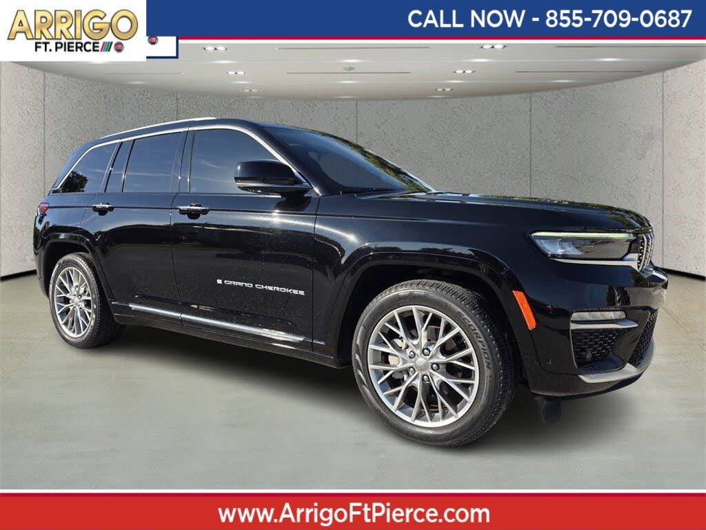 2023 Jeep Grand Cherokee Summit 4WD