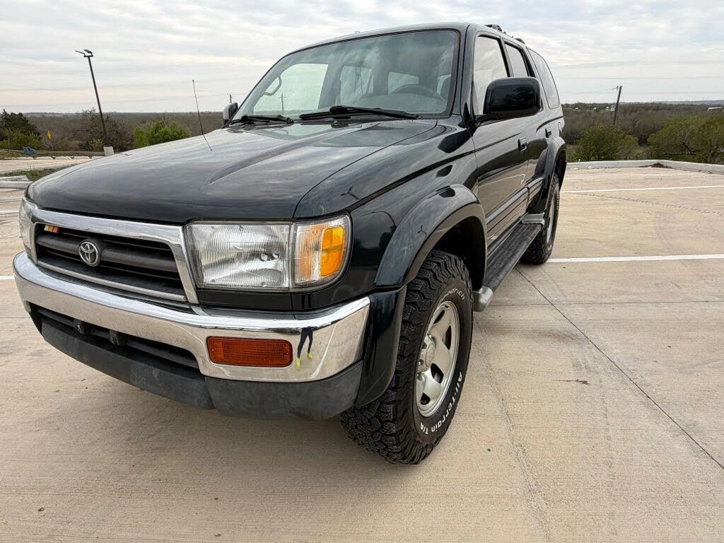1998 Toyota 4Runner 4 Dr Limited 4WD SUV