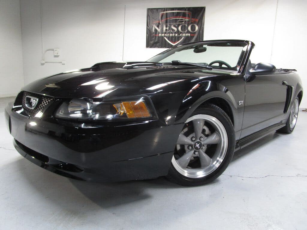 2001 Ford Mustang GT Convertible RWD