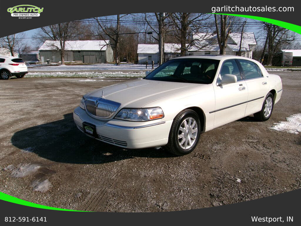 2007 Lincoln Town Car Signature Limited