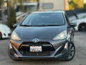 Toyota Prius c Two