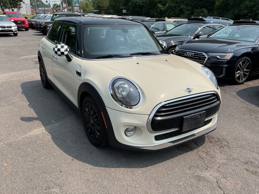 2019 MINI Cooper 4-Door Hatchback FWD
