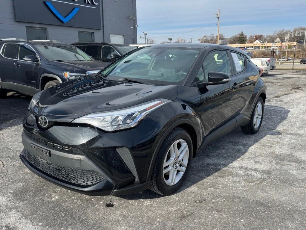 2021 Toyota C-HR LE FWD