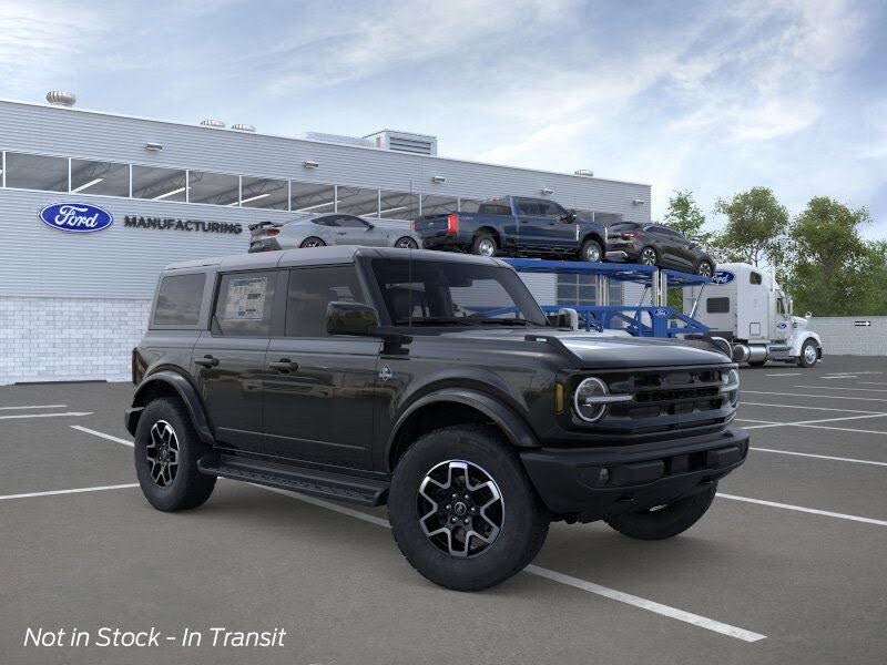2025 Ford Bronco Outer Banks 4-Door 4WD