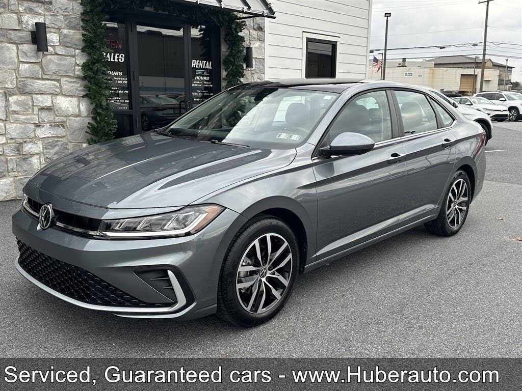 2025 Volkswagen Jetta SE FWD