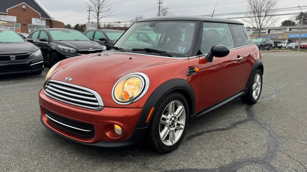 MINI Cooper Hatchback FWD 2013