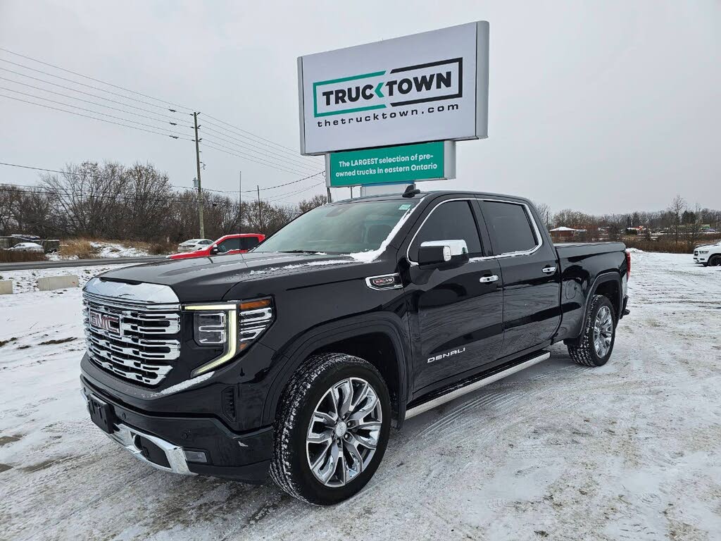 2023 GMC Sierra 1500 Denali Crew Cab 4WD