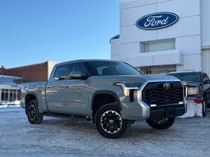 Toyota Tundra Limited CrewMax Cab LB 4WD