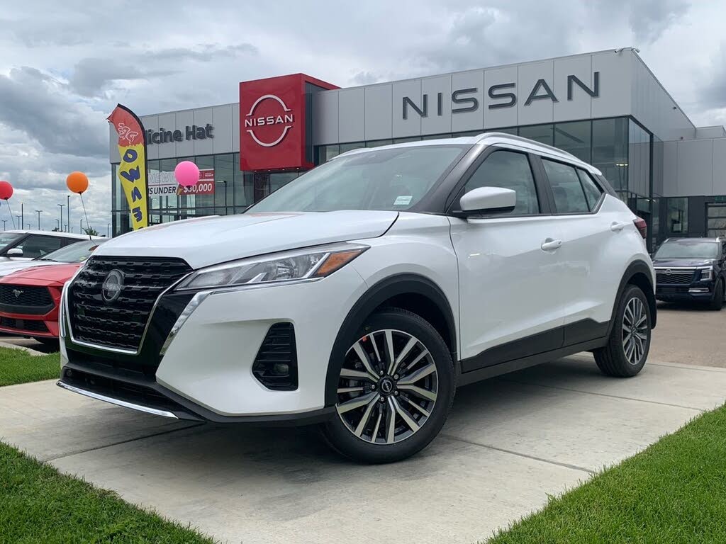 2025 Nissan Kicks SV FWD