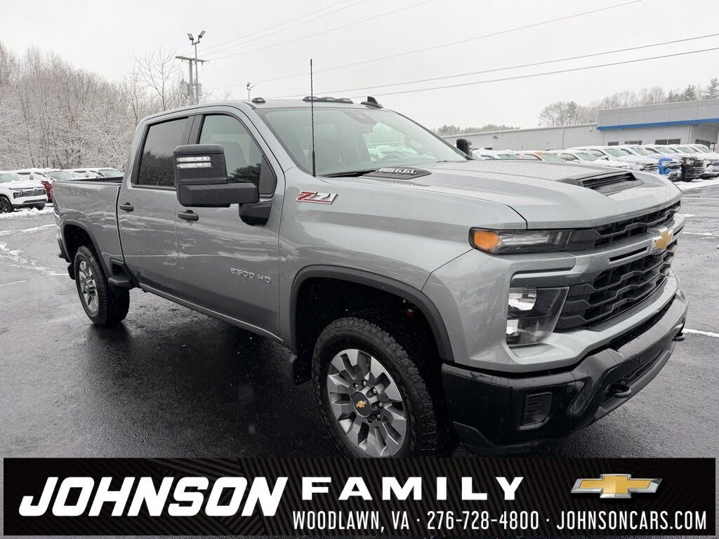 2026 Chevrolet Silverado 2500HD Custom Crew Cab 4WD
