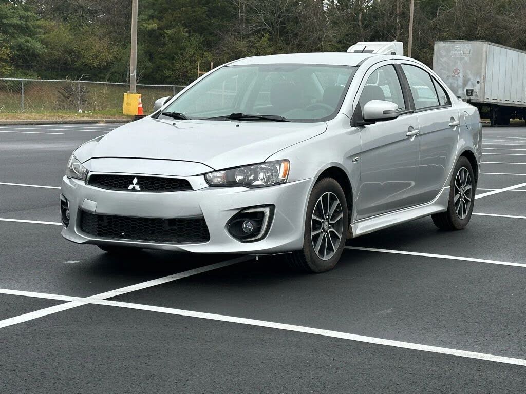2017 Mitsubishi Lancer ES