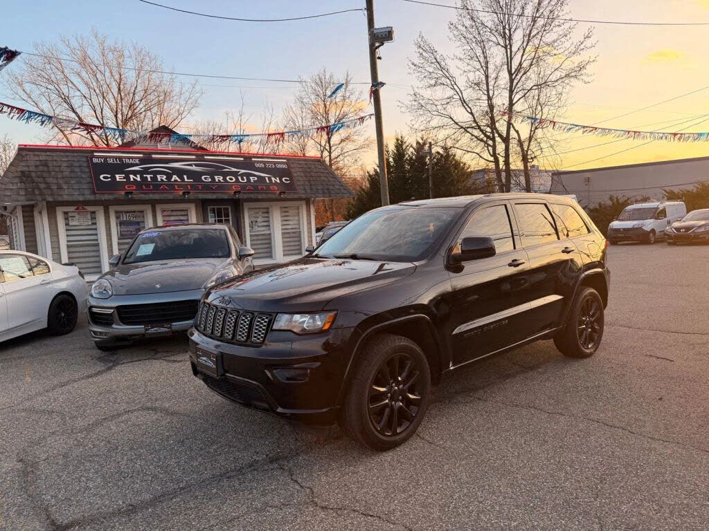 2019 Jeep Grand Cherokee Altitude 4WD