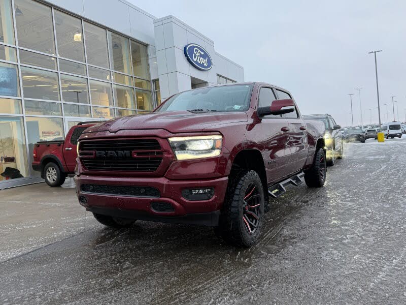 RAM 1500 Sport Quad Cab 4WD 2021
