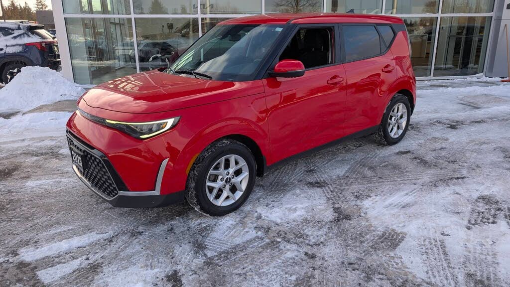 2023 Kia Soul EX FWD