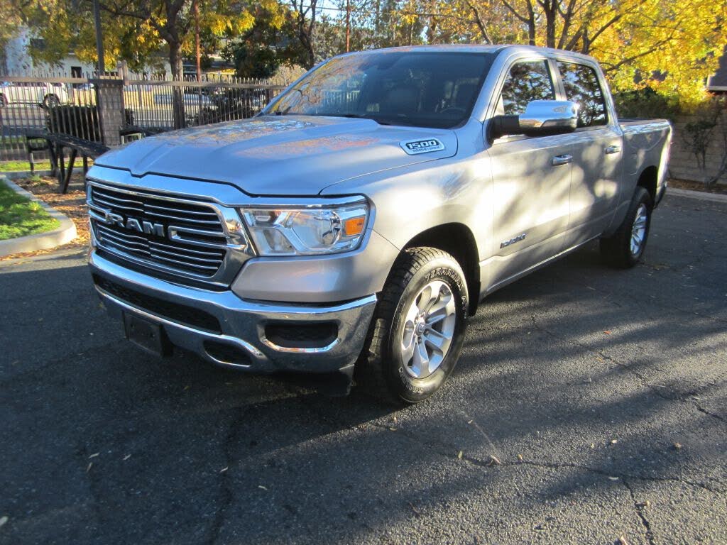 2023 RAM 1500 Laramie Crew Cab 4WD