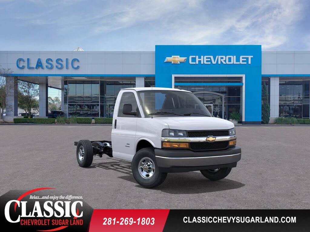 2025 Chevrolet Express Chassis 3500 Cutaway 139
