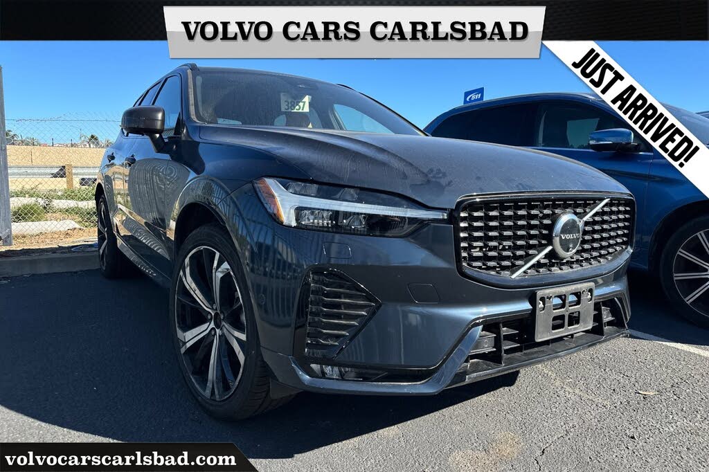 2025 Volvo XC60 B5 Ultra Dark Theme AWD