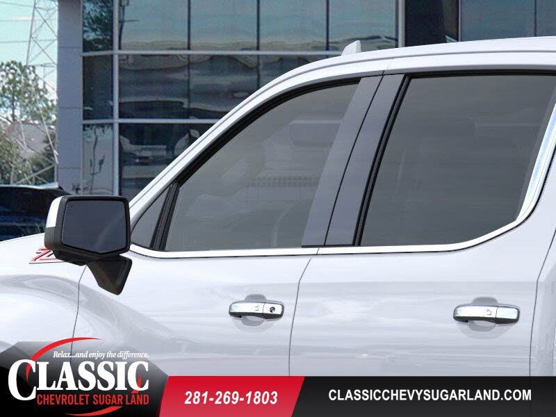 2026 Chevrolet Silverado 1500 LTZ Crew Cab 4WD