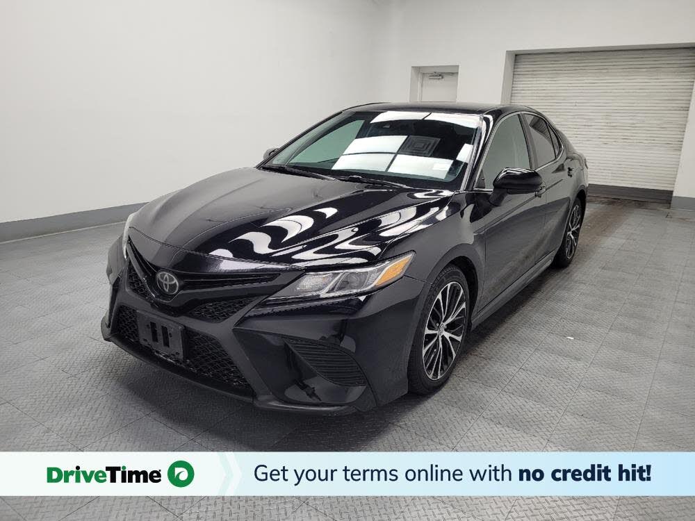 2019 Toyota Camry SE FWD