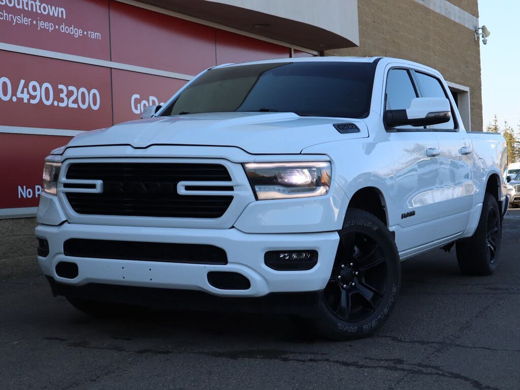 RAM 1500 Sport Crew Cab 4WD 2024