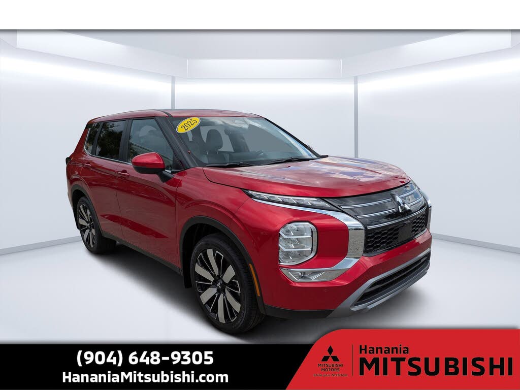 2025 Mitsubishi Outlander SE FWD