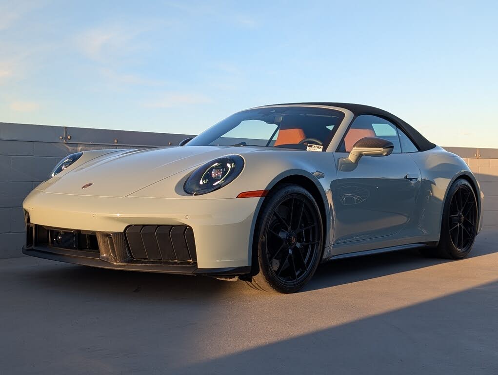 2025 Porsche 911 Carrera 4 GTS Cabriolet AWD