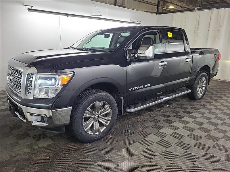 2019 Nissan Titan SL Crew Cab 4WD