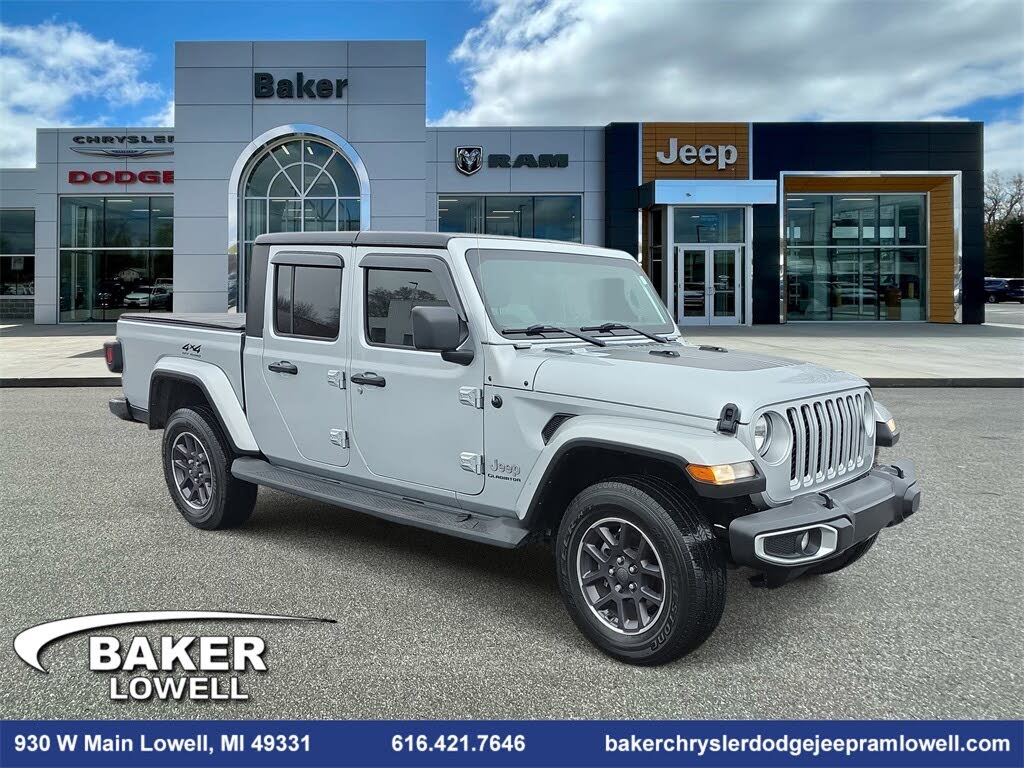 2022 Jeep Gladiator Overland Crew Cab 4WD
